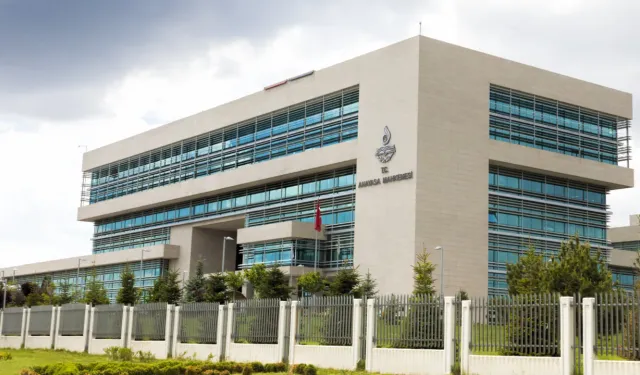 İsim Değişikliği İlanı AYM’ye Taşındı!