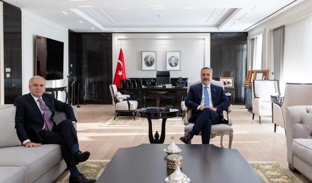 Bakan Fidan, BM Genel Sekreteri'nin Özel Temsilcisi Arnault ile görüştü
