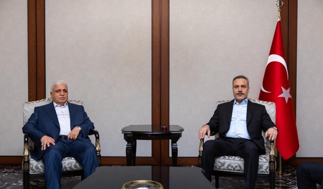 Bakan Fidan, Haşdi Şabi Komisyonu Başkanı el-Feyyad ile bir araya geldi