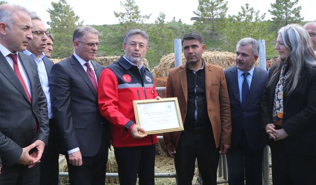 Bakan Yumaklı: Hem sürülerimizi artırmak hem de kaliteli üretim yapmak istiyoruz