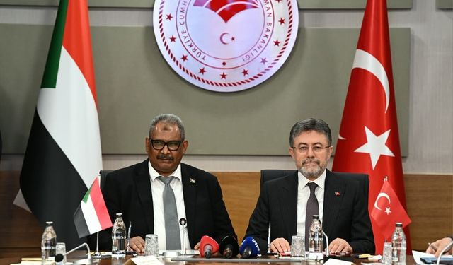 Bakan Yumaklı: Sudan ile ilişkilerimizi ilerletmeye büyük önem veriyoruz