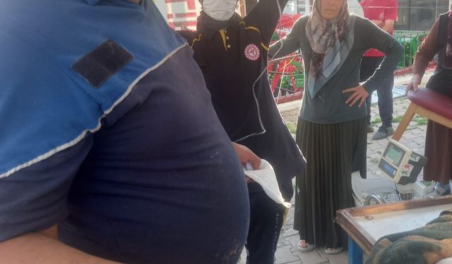 Elini kıyma makinesine kaptıran esnaf yaralandı