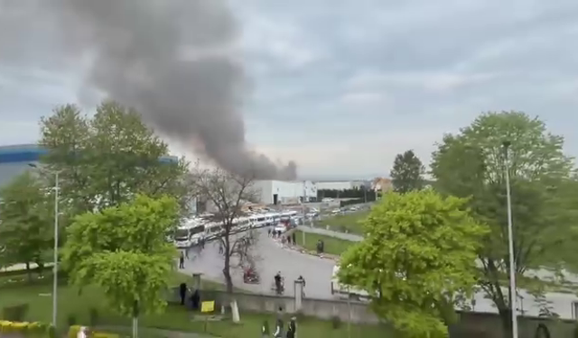 Fabrikada patlama sonrası yangın; 1'i ağır, 8 yaralı
