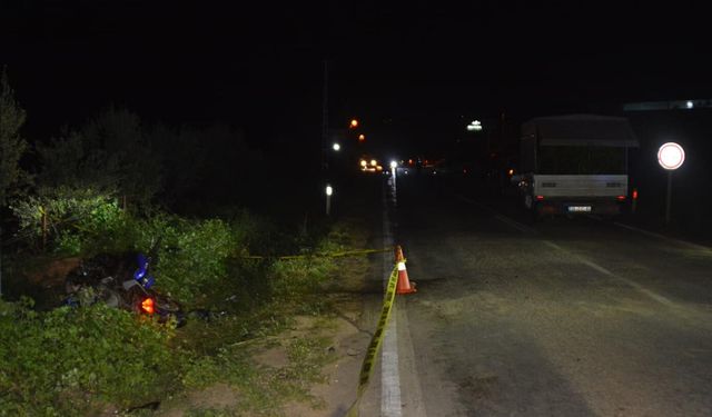 Kamyonetle çarpışan motosikletin sürücüsü öldü