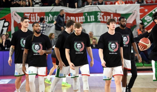 Karşıyaka potada uçurumun kenarında