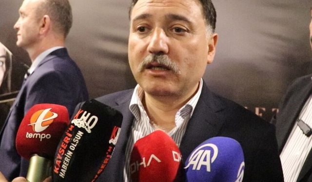 Kayseri'de 'Bir Adam Yaratmak' filminin galası yapıldı