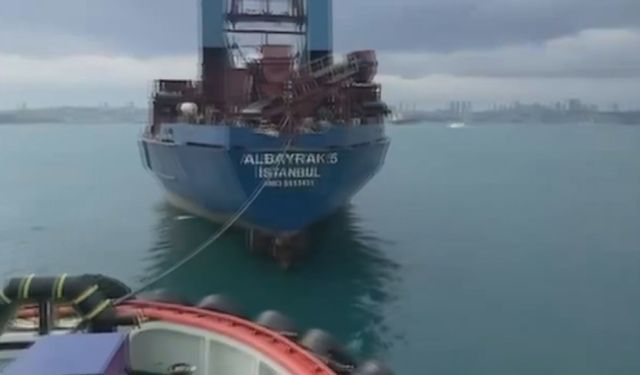 Marmara Denizi'nde makine arızası yapan gemi kurtarıldı