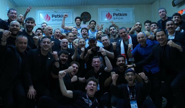 Petkimspor kurtuluş için parkede