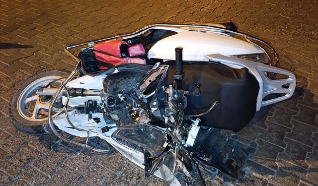 Alkollü otomobil sürücüyle çarpışan motosikletli öldü, kaza kamerada