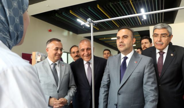 Bakan Kacır: 258 bin nitelikli istihdamın önünü açtık (2)