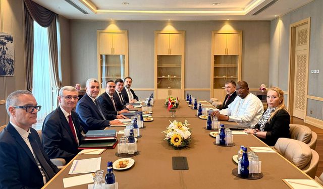 Bakanlar Bolat ve Kacır, Nijer Ticaret ve Sanayi Bakanı ile görüştü