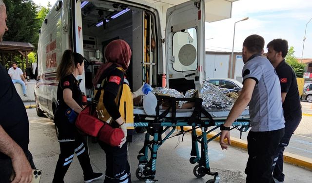 Bungalov havuzunda boğulma tehlikesi geçiren çocuk tedaviye alındı