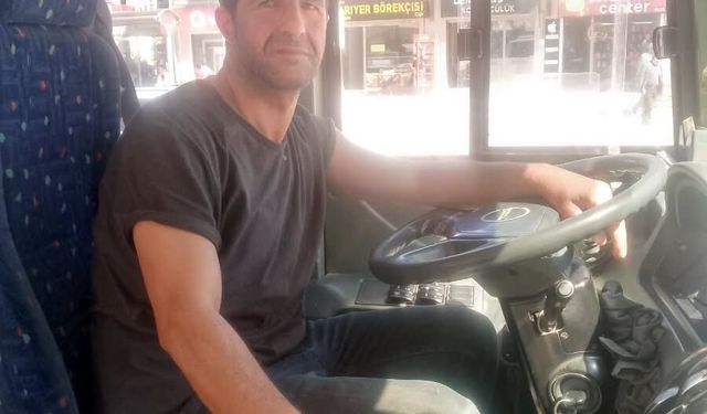 Güzergahını değiştirdi, öğrenciyi sınava ulaştırdı