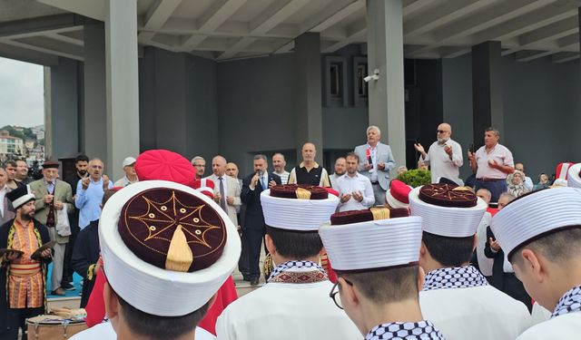 İcazet merasiminde mehter takımlı yürüyüş