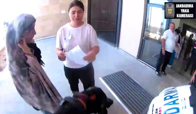 Jandarma, ikiz kardeşler ile bir öğrenciyi motosiklet ile sınava yetiştirdi