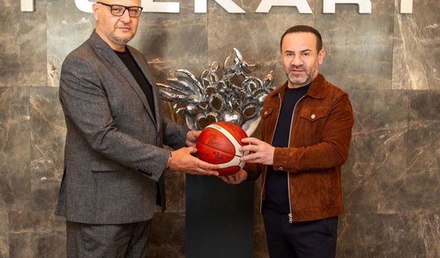 Karşıyaka'da Cicibaş'tan sponsorluk açıklaması