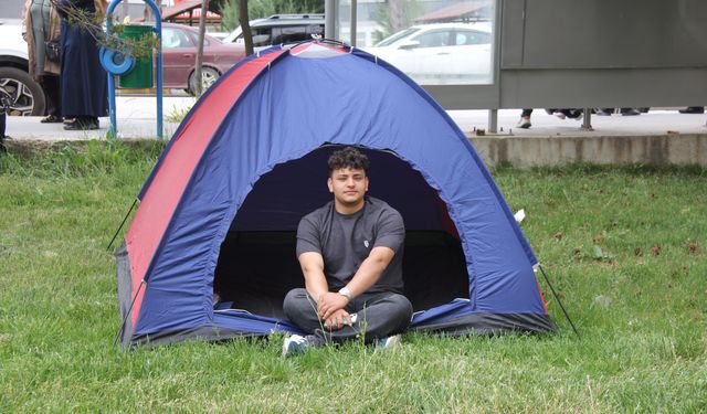 Sivas'ta YKS adayları sınav telaşı yaşadı
