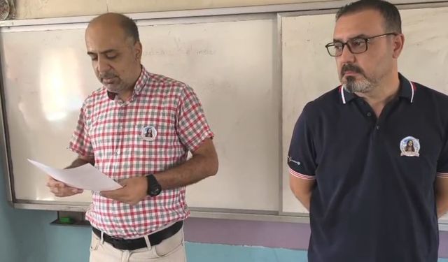 Yangında ölen Melike'nin karnesi, okul sırası ve mezarına bırakıldı