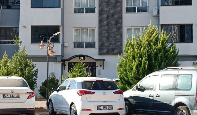 Asansör aniden hareket etti; sıkışan kadın öldü