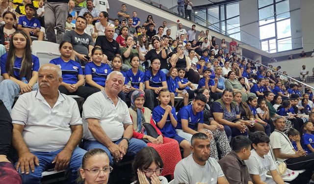 Bakan Bak: Çocuklarımızı sporla buluşturacağız