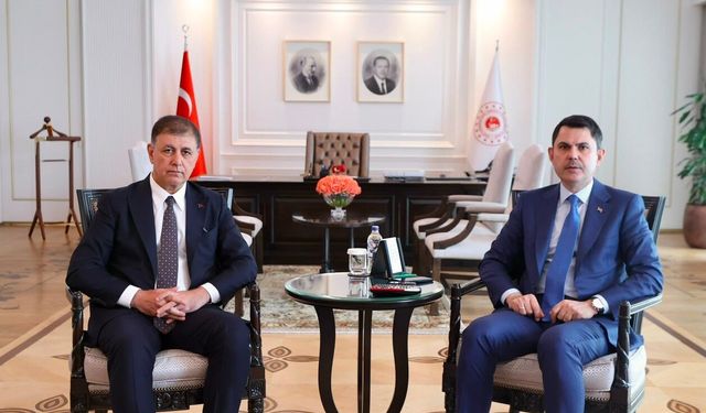 Bakan Kurum, İzmir Büyükşehir Belediye Başkanı Tugay'ı kabul etti