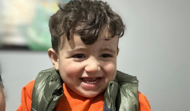 Balkonda akıma kapıldığı öne sürülen 1,5 yaşındaki Yamaç bebek, öldü