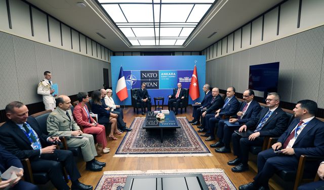 Cumhurbaşkanı Erdoğan, Fransa Cumhurbaşkanı Macron ile bir araya geldi