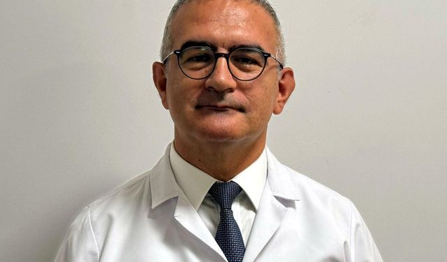 Doç.Dr.Doğan: Deniz ve havuzda kalınan sürenin artması, hastalık olasılığını artırır