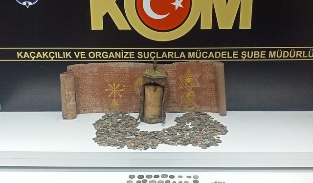 Duvar saatlerinden uyuşturucu çıktı