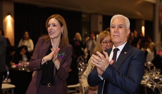 Görevden alınan Bursa Büyükşehir Belediye Başkanı Bozbey'in yargılanmasına başlandı