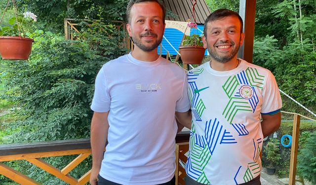 Rize'de iki kardeşin ağaç evine balkondan asma köprüyle ulaşım