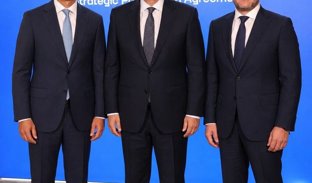 Yapı Kredi Portföy'ün Azimut'a satışı duyuruldu