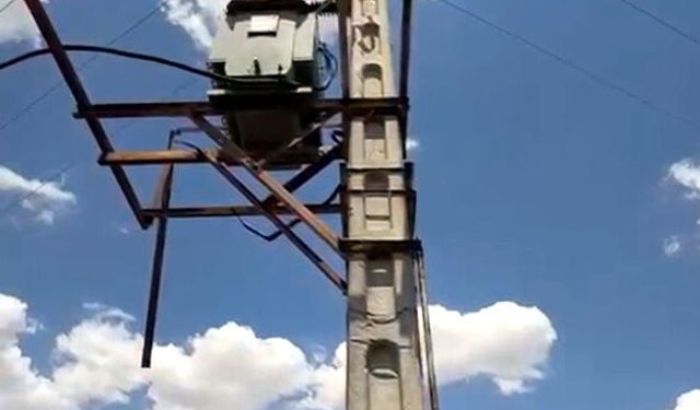 Akıma kapılan kuş anız yangınına neden oldu; 1500 dekar alan zarar gördü