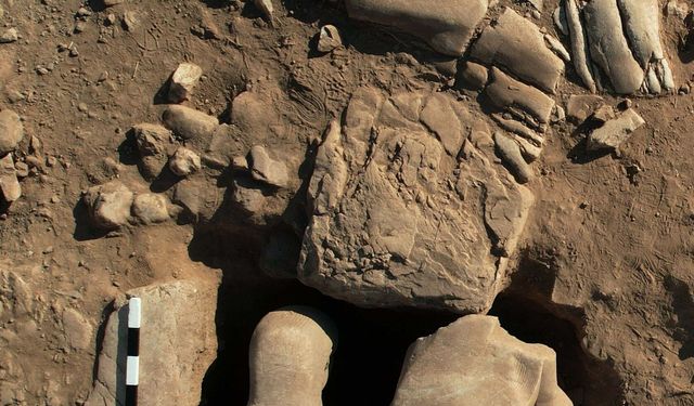 Bakan Ersoy: Sardes Antik Kenti'nde 2 bin 500 yıllık heykeli gün yüzüne çıkardık
