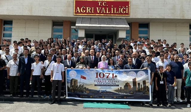 Bakan Göktaş: Sorumluluğumuz, huzurun, sosyal dayanışmayla daha da güçlenmesini sağlamaktır