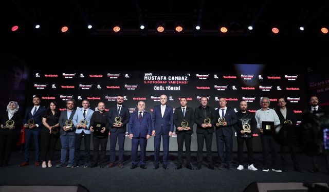 DHA'ya, 2025'e Damgasını Vuran Haber Fotoğrafı ödülü