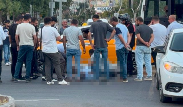 Otomobilin çarptığı bisikletli ağır yaralandı