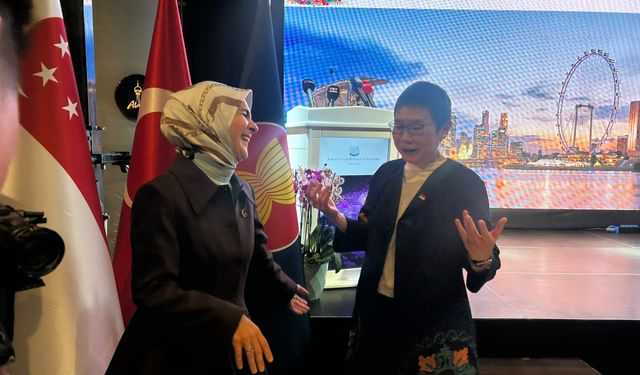 Bakan Göktaş: Singapur ile ilişkilerimizi güçlendirmeye kararlıyız
