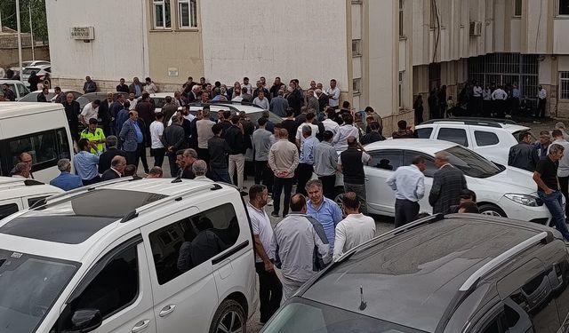 Dereyi geçerken suya kapılan çoban öldü
