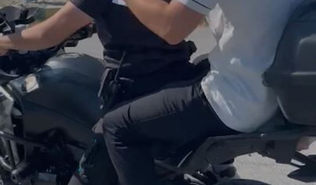 Kayseri'de polis, sınava geç kalan öğrencileri taşıdı