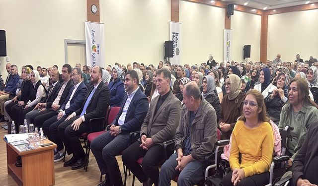 AK Parti'li Büyükgümüş: Yanlışa düşenleri bünyemizden attık