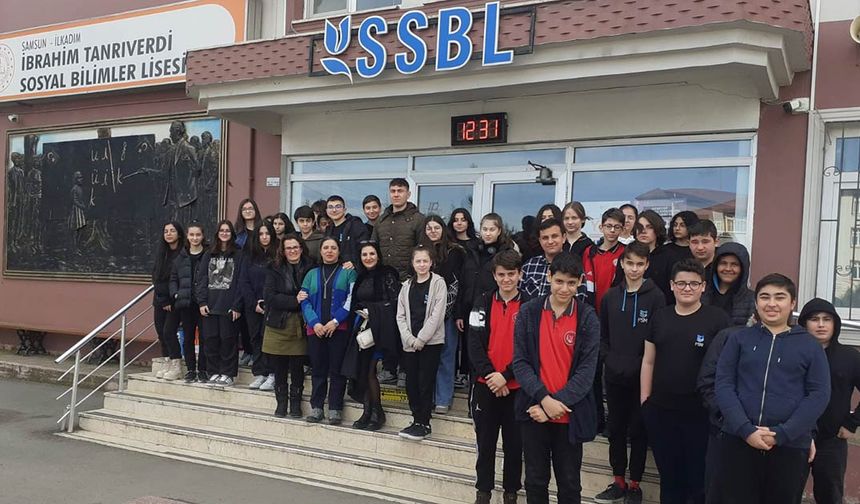 Samsun'da Ortaokul Öğrencileri Liseler Hakkında Bilgilendirildi