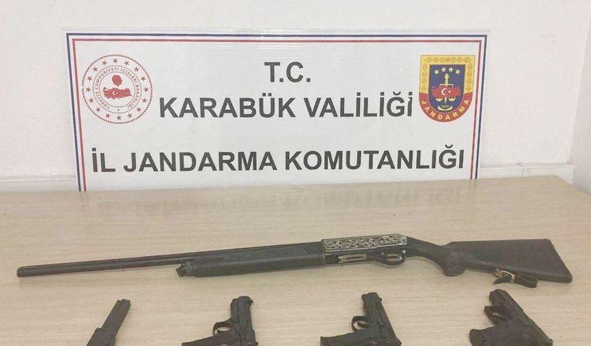 Karabük'te Düğünde Havaya Ateş Açan 6 Kişiye Para Cezası Verildi