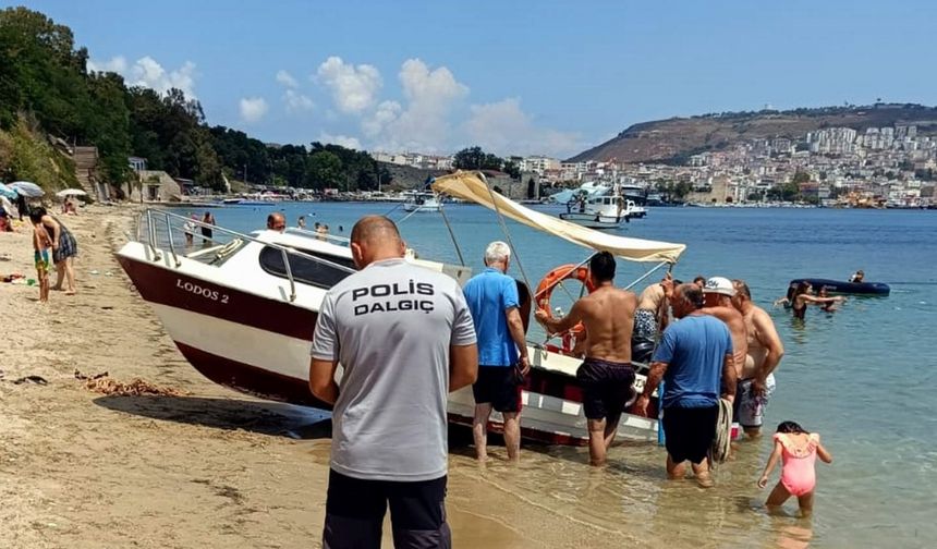 Sinop'ta Tekne Alabora Oldu, 6 Kişilik Aile Kurtarıldı