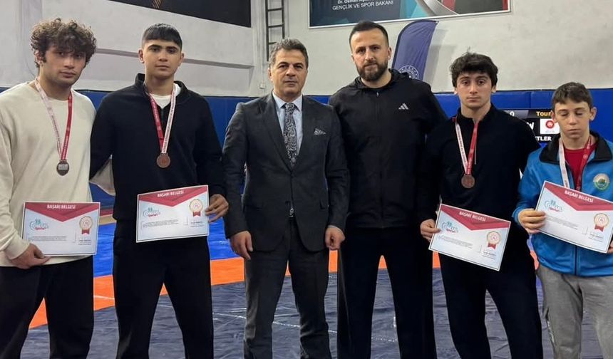 İlkadımlı Sporculardan Büyük Başarı