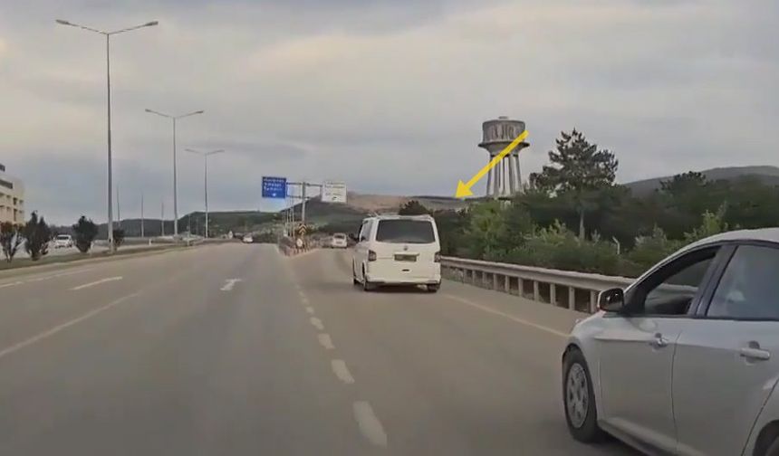 Çorum'da takibe alınan minibüste 118 adet ruhsatsız av tüfeği ele geçirildi