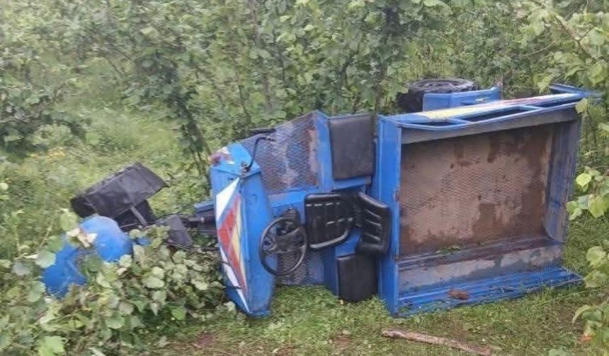 Devrilen patpatın sürücüsü öldü, eşi yaralandı