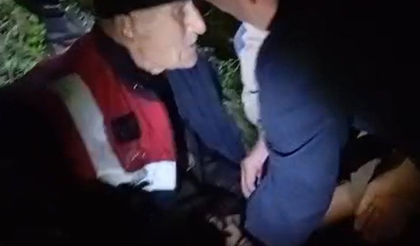 Kayıp olarak aranırken ormanda bulundu; jandarma üşümemesi için yelek ve beresini verdi