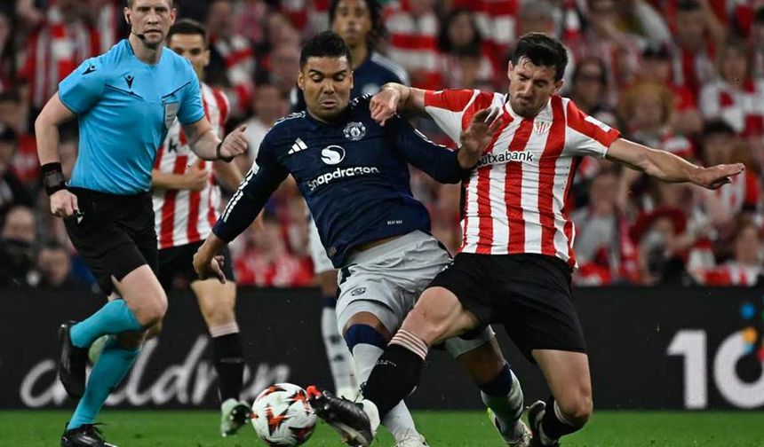Manchester United ve Tottenham Avantajla Döndü
