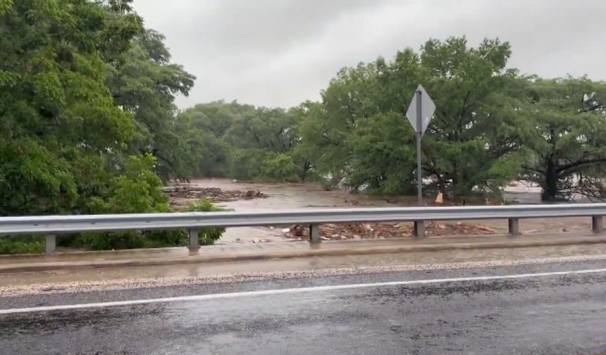 ABD'nin Texas Eyaletinde Sel: 43 Ölü